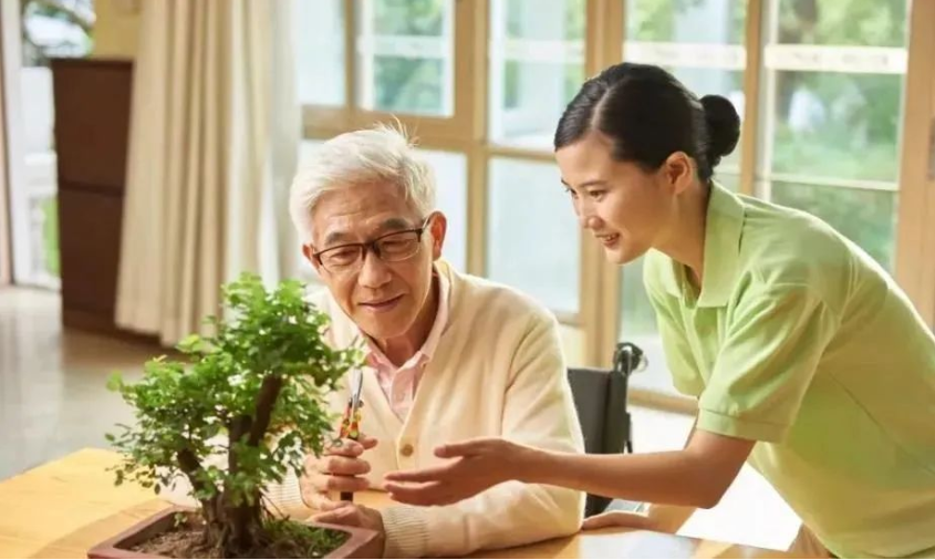 為什么越來(lái)越多的老人選擇入住養(yǎng)老院?談?wù)劺先巳胱○B(yǎng)老院的五大理由(圖1) image.png