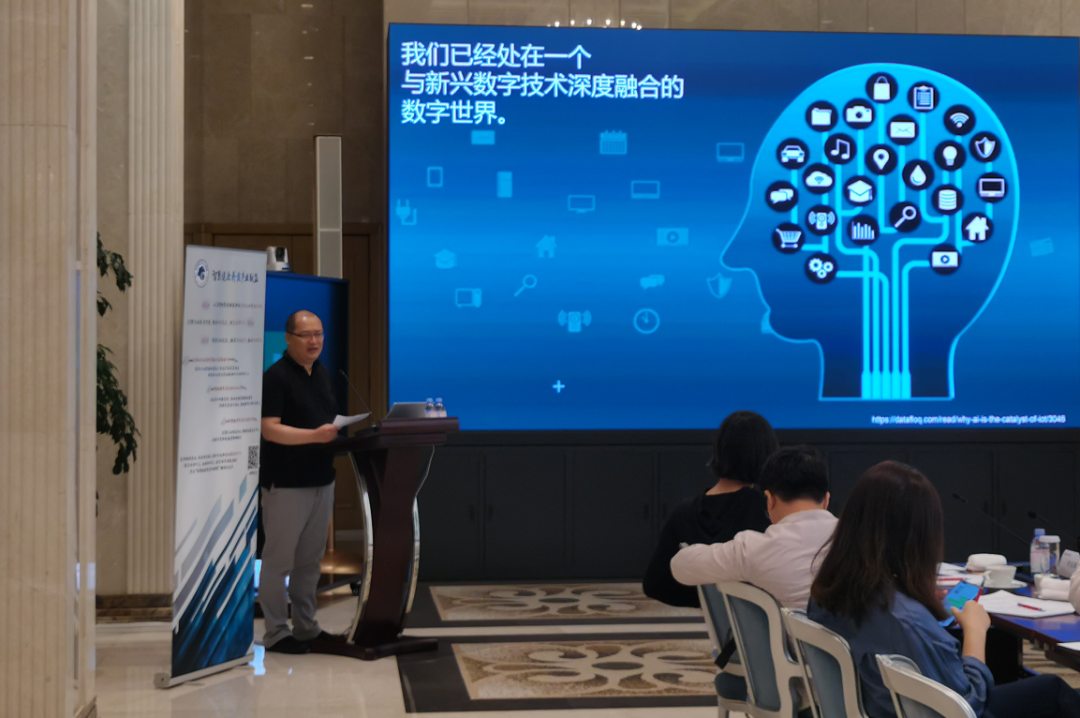 悅享數(shù)字參加“智慧健康養(yǎng)老企業(yè)家俱樂部”企業(yè)行活動(圖2) 悅享數(shù)字參加“智慧健康養(yǎng)老企業(yè)家俱樂部”企業(yè)行活動(圖2)