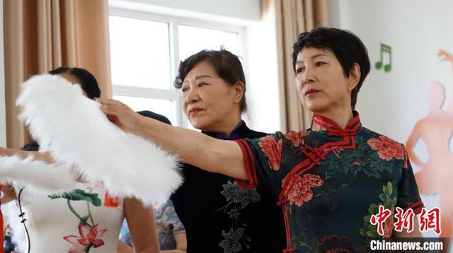 甘肅省政協(xié)聚焦智慧養(yǎng)老 建言“適老化”產(chǎn)品保護個人隱私(圖1) 甘肅省政協(xié)聚焦智慧養(yǎng)老 建言“適老化”產(chǎn)品保護個人隱私(圖1)